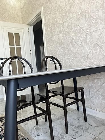 plastik butulkalar: Mətbəx üçün, İşlənmiş, Açılmayan, Dördbucaq masa, 4 stul — 2