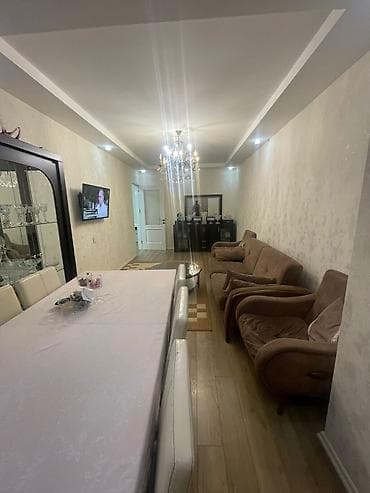 lenkaran urge ev: Sumqayıt şeher 9 mk 5/2 mertebesi 4 otaq.Alman parkina yaxın.orta — 1