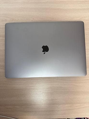 Apple MacBook: Apple MacBook, 16 ", Intel Core i9, 512 GB — 4