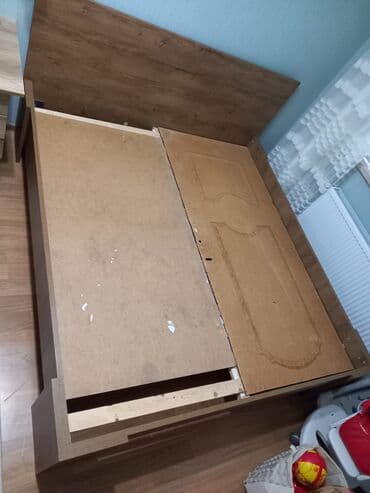 Продукты питания: Двуспальная кровать — 2