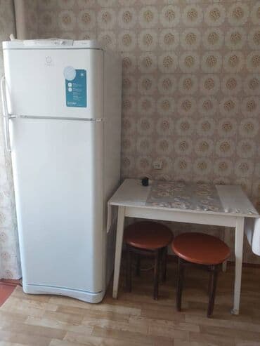 məhəmmədi kirayə: Həzi Aslanov metrosunun yaxınlığında Gəncə prospektində 9 mertebeli — 2