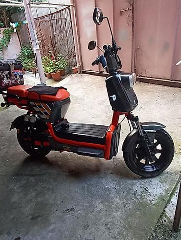 turbo az mikroavtobus: Elektrikli moped satılır. Şəkillərdə görünən model parlaq — 4