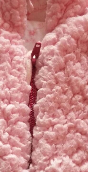 дождевик купить в баку: Qalın üst bodi 10 azn 
baha alınıb bebettodan — 2