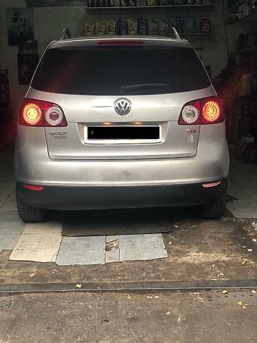 07 qiyməti: Volkswagen Golf Plus: 1.9 l | 2008 il Hetçbek — 5