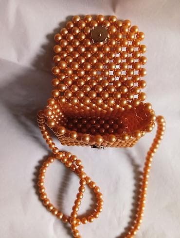 qara canta: Əl çantası — 3