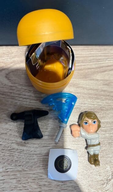 çeşki satışı: Star Wars fiqurları hər biri 3 manata satılır. Звёздные Войны Фигурки — 2