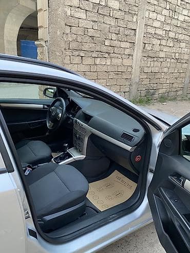 Opel Astra: 1.4 l | 2007 il 355000 km Universal — 6