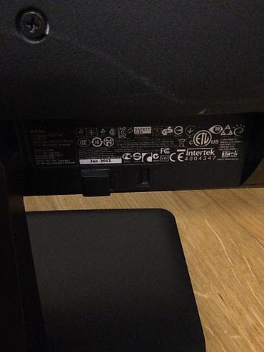 Salam. Dell E1912Hf model 19 düymlük geniş ekran monitor satılır — 2