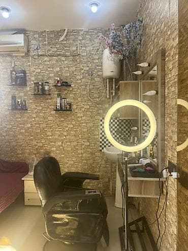 100 dollar satışı: Bərbərxana Kişi salonu Şəhərin mərkəzi küçəsində hazır bıznes kımı — 4