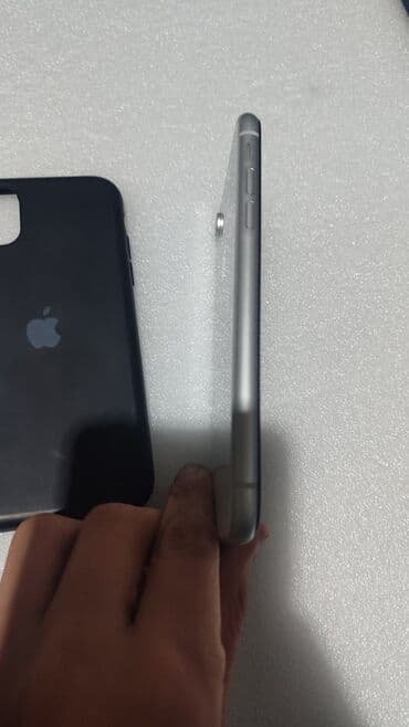 iphone xr 64 gb qiymeti: IPhone Xr, 128 GB, Ağ, Face ID, Simsiz şarj — 7