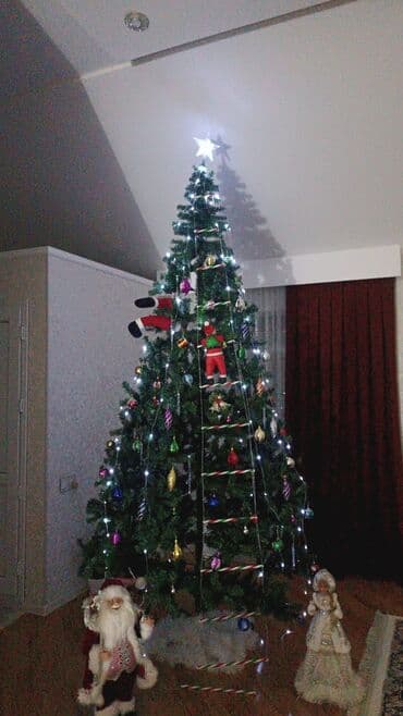 Aynur92👑kod0938 Qiymet:170 Azn Yolka satilir 3 metr oyuncaqsiz satilir