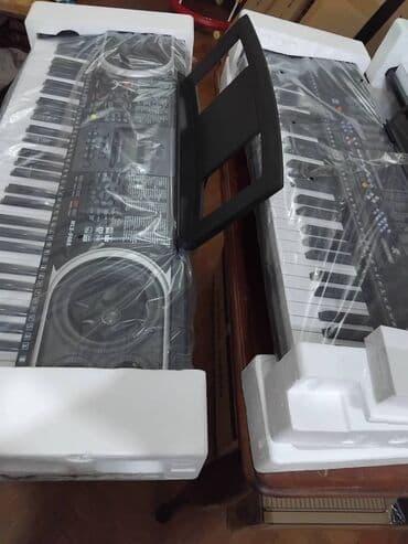 кара погрузчик: Yeni başlayanlar üçün piano və ya sintezator kursu üçün Həvəskarlar — 10