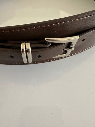 Digər aksesuarlar: 10Azn 
İstehsal Türkiyə
Yenidir 
2cür rəngdədirqara və qəhvəyi — 4