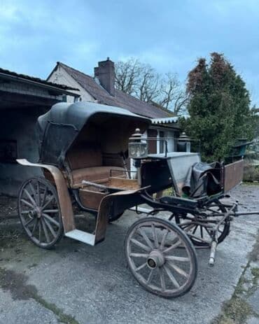 muzey ucun ewyalar: Antik at arabası – klassik fayton. Zəhmət olmasa əlaqə üçün ya burada — 3