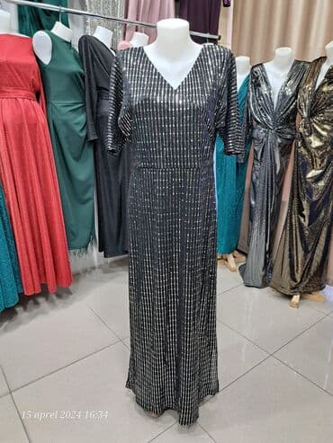 Biserli ziyafət donu. Türkiyənindir. Etiketi üzərindədir. ölçüsü