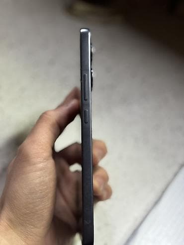 data kart limitsiz internet: Oppo Reno 13 F, rəng - Qara, Zəmanət, Sensor, Barmaq izi — 4