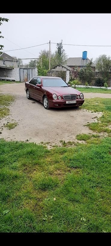 24 maşın: Mercedes-Benz E-Class: 0.2 l | 2000 il Sedan — 4