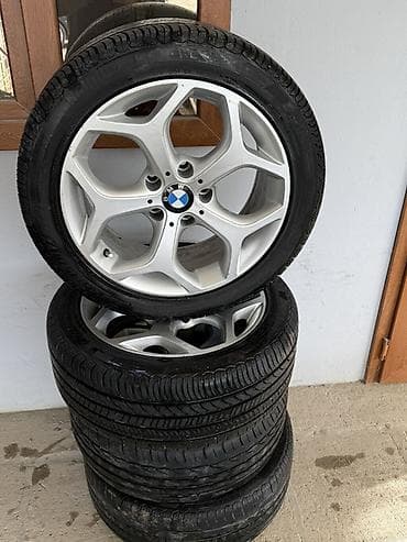BMW diskleri R17 e39 dan cixib ela qalir. Arxa diskinde balaca svaka