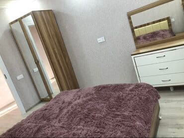 emlak agentliyi: Tenis akademiyası yaxınlığında, Med Era Hosbital ilə üzbəüz binada — 2