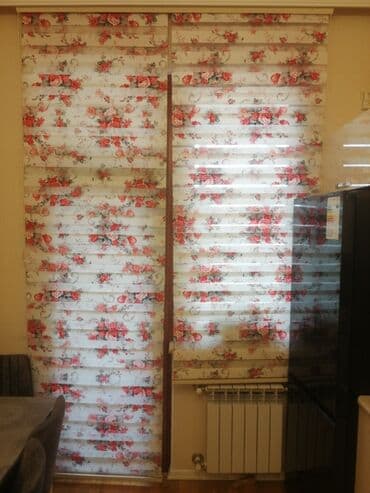qapi ucun perdeler: Hazır Jalüz pərdə satılır, qapı tərəf uzunluğu 2.90, eni 87sm.,pəncərə — 2