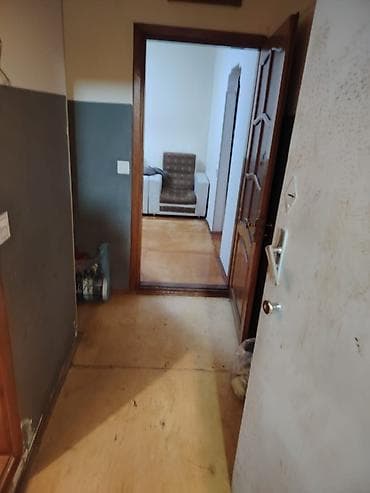 memar ecemi: 2 otaqlı mənzil – mebellə Plan: - Girişdən ayrı dəhliz - Geniş qonaq — 10