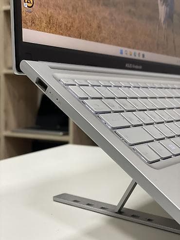 blu vidyo: 🔥 ASUS VIVOBOOK 15 X1504VA — GÜCLÜ VƏ İDEAL VƏZİYYƏTDƏ! 💻✨ 🚀 — 2