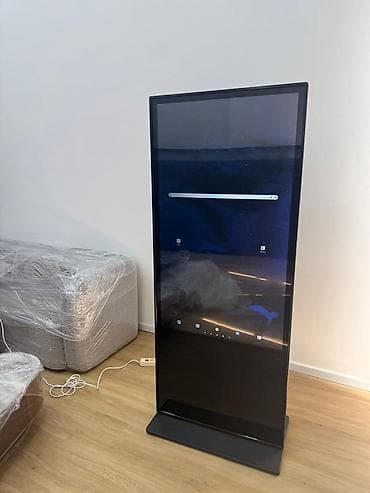 Reklam lövhələri: İnteraktiv rəqəmsal kiosk / vertikal info‑panel - Böyük vertikal — 3