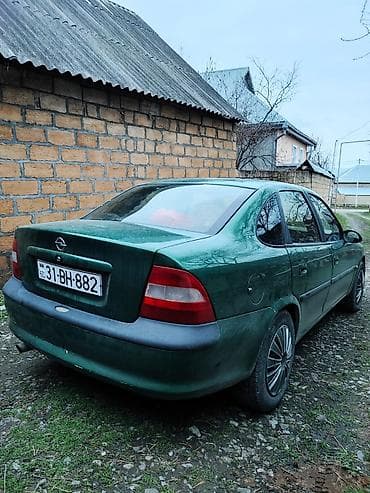 cruze ehtiyat təkər: Opel Vectra: 2 l | 1996 il 121331646 km Sedan — 7