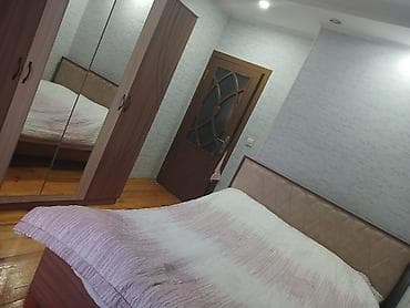 Yataq otağı dəsti matrasta ustundedir 1 ildi almisiq ciziq falan