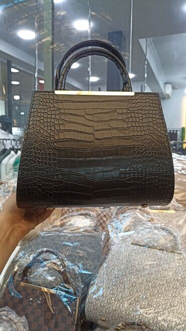 kurtka qadin ucun: Əl çantası — 2