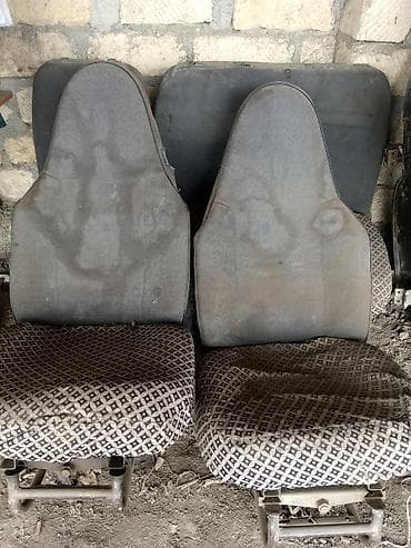 Su nəqliyyatı: Uaz ucun oturacaqlar nece vaxtdi istifade olunmur deye toz olub — 1