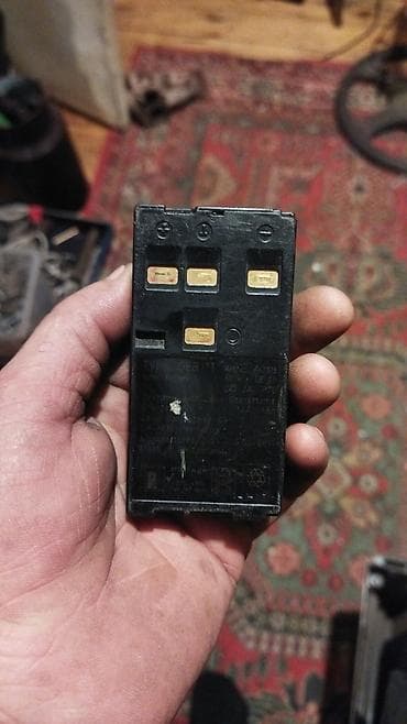 telofonlar: Kolleksiya üçün klassik mobil telefonlar dəsti - Sony Ericsson — 6