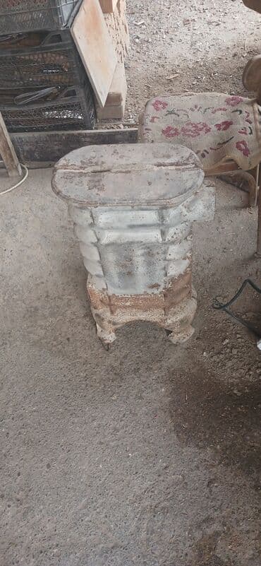 Mercedes-Benz: Məhsul: Dəmir Ceyran peçi

Təsvir:
- Material: tökmə dəmir — 3