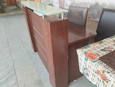 reseption masası: İşlənmiş, Resepşn, Dördbucaq masa — 2