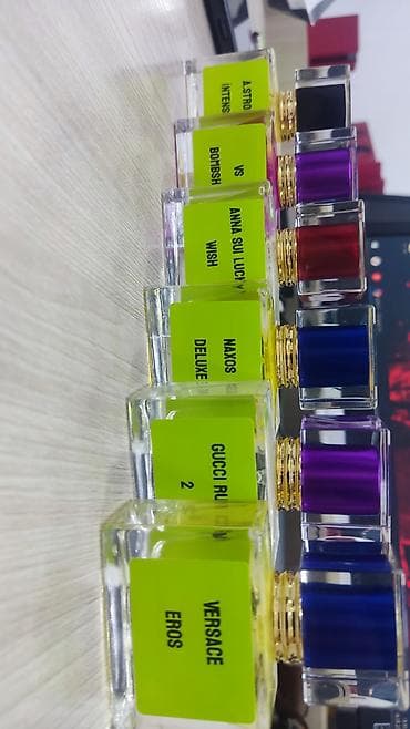 epoxy saat: Məhsul: “Play in Red – Ajmal Amber Wood” ətir ekstraktı Təsvir: - — 3