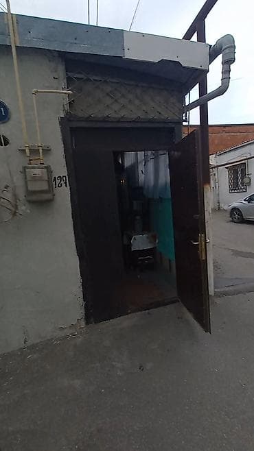 mini evler: Inşahatçilar metrosuna 2 deqiqelik yolda. ev satilir. qiymeti 65000 — 2