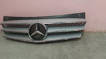 Məhsul: Mercedes-Benz ön radiator barmaqlığı (emblemli) Uyğunluq: -