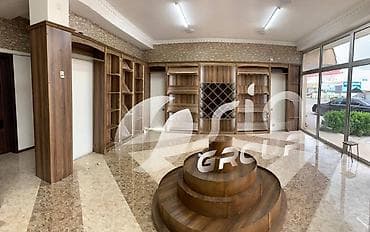 taxta tavan sekilleri: Şərab evi vitrin mebeli yığılması — 6