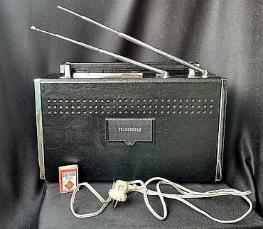 akustik gitara simi: Radio Sanyo Transworld, 18H-815.
İşləir.FM yoxdu. Super vəziyətdə — 4