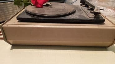 Əntiq kolleksiyalardan ciddi fikri olan əlaqe saxlaya biler lalafo.az -da Əntiq kolleksiyalardan ciddi fikri olan əlaqe saxlaya biler