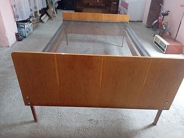 siy: - (iki nəfərlik)taxt - Material: ağac başlıq və ayaqlıq, metal karkas — 2