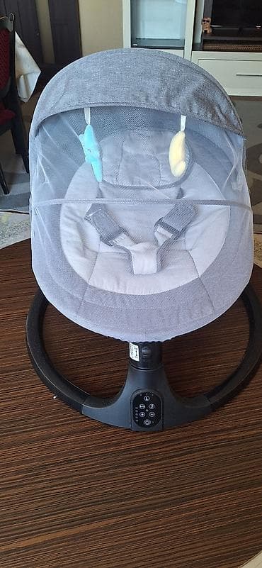 iwlenmiw unitaz: Oğlan və qız üçün, İşlənmiş, Beşik, Yellənmə mexanizm ilə — 3