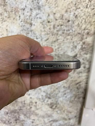 iphone 15 pro max dubay: IPhone 15 Pro, 128 GB, Natural Titanium, Face ID — 5