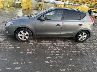Avtomobil alışı: Hyundai i30: 1.6 l | 2010 il Sedan — 4