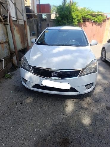 Kia Ceed: 1.4 l | 2011 il Hetçbek lalafo.az -da Kia Ceed: 1.4 l | 2011 il Hetçbek