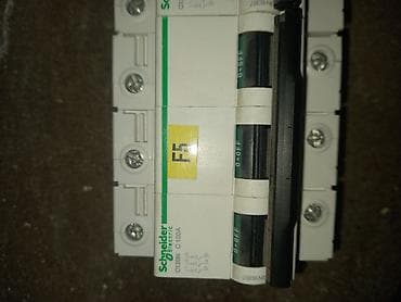Schneider Electric Elektrik avtomat, 3 faza