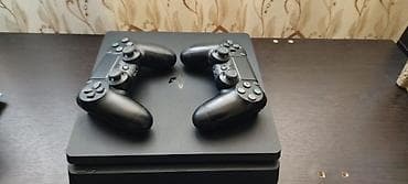 ps4 slim disk: Cox az islenib PlayStation 4 Slim konsolu + 2 ədəd DualShock 4 gamepad — 1