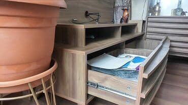 gerkules qiymeti: İşlənmiş, Düz TV altlığı, Polkalı, Türkiyə — 5