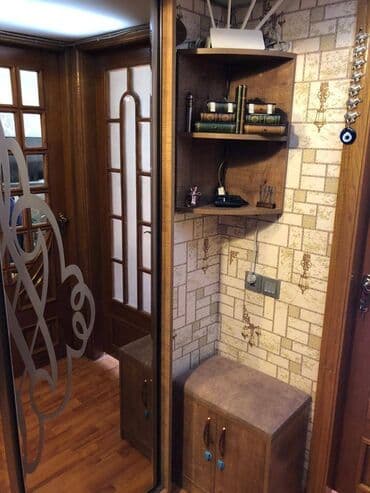 aylıq kirayə ev: Elmlər metrosunun yaxınlığında 9 mertebeli binanın 6-cı mərtəbəsində — 10