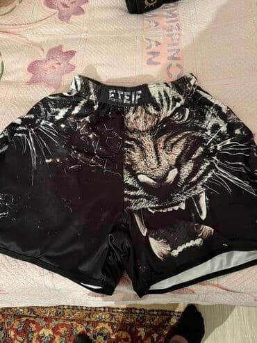 Перчатки: Boks əlcəkləri döyüş idman növləri üçün nəzərdə tutulub. Əlcəklər qara — 3